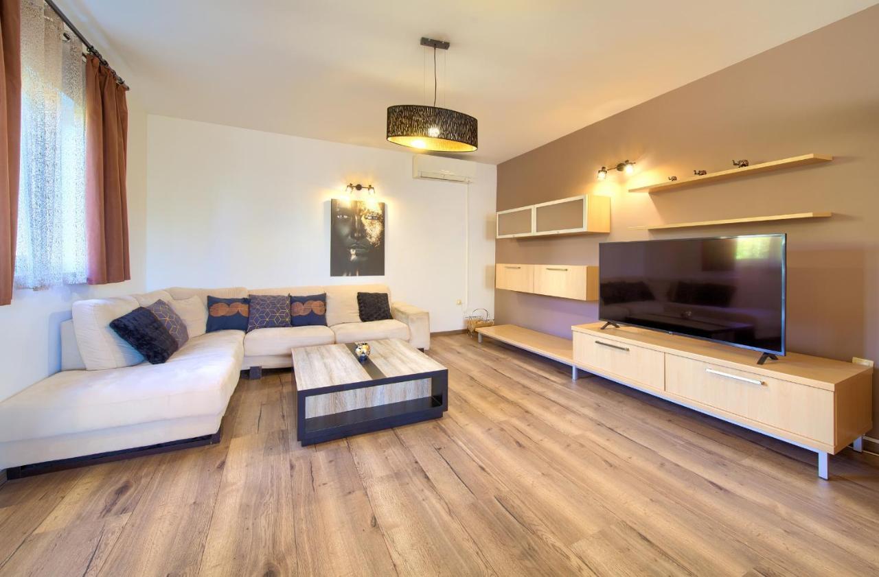 Apartment Lidija Krk Town Eksteriør bilde