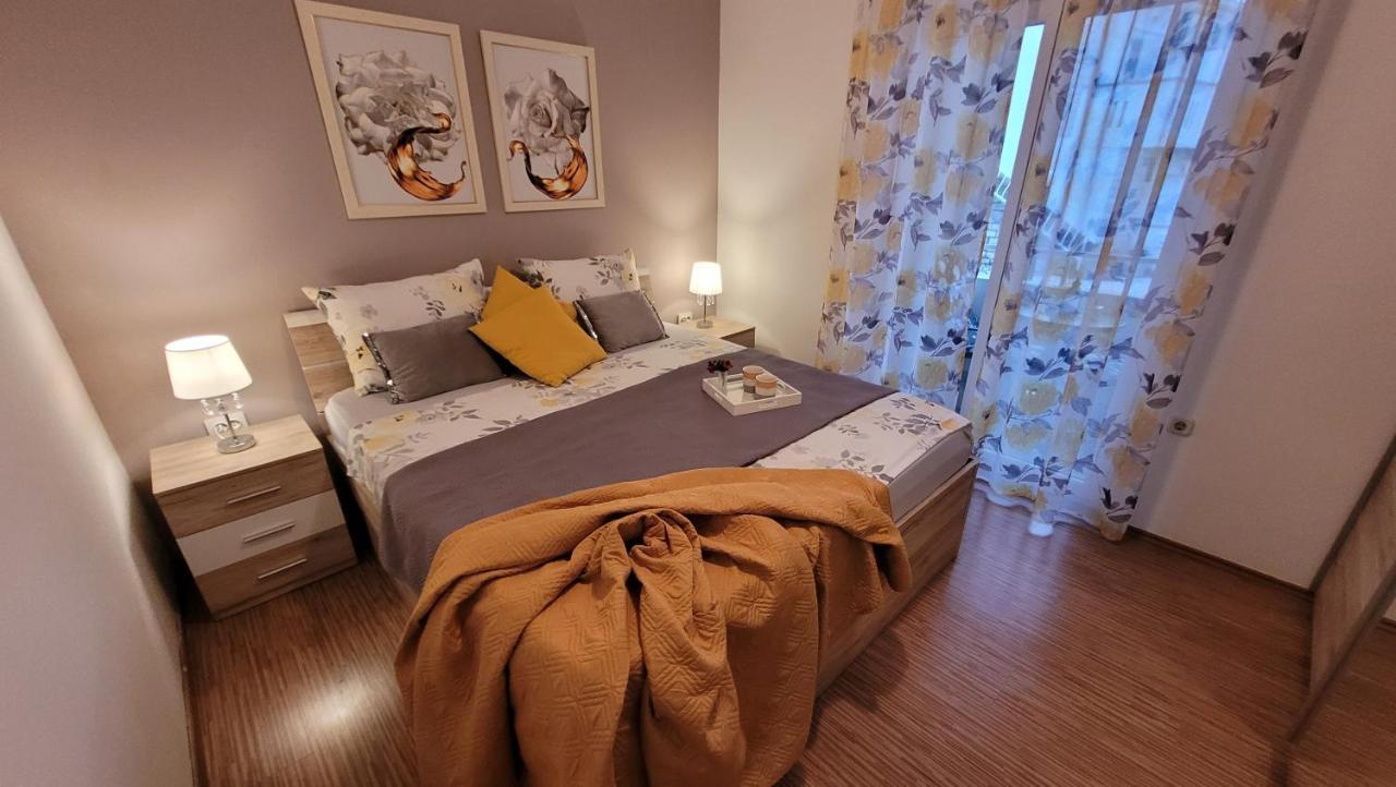Apartment Lidija Krk Town Eksteriør bilde